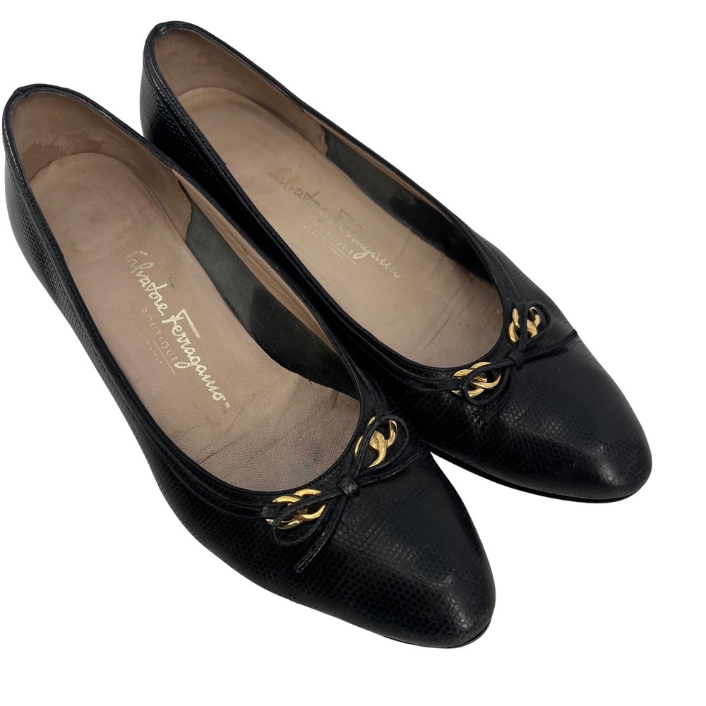 Salvatore Ferragamo Black Snake Leather‎ Pumps Gold Chain Bow Size 9.5B Classic